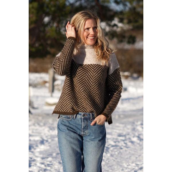 Amber - Suéter de luxo com gola alta