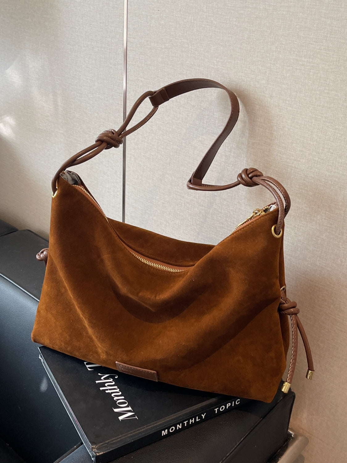 Bolso grande de camurça