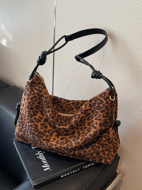 Bolso grande de camurça