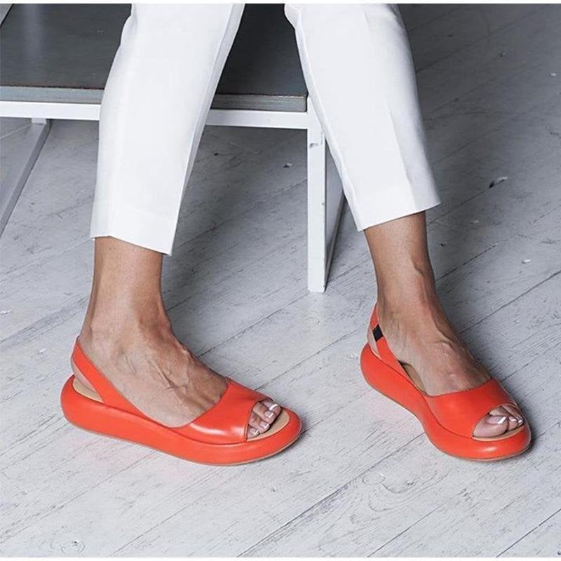 Elegantes sandálias femininas com plataforma aberta