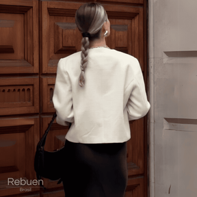 Blazer Feminino Giullia com Botões Elegantes e Caimento Alfaiatado