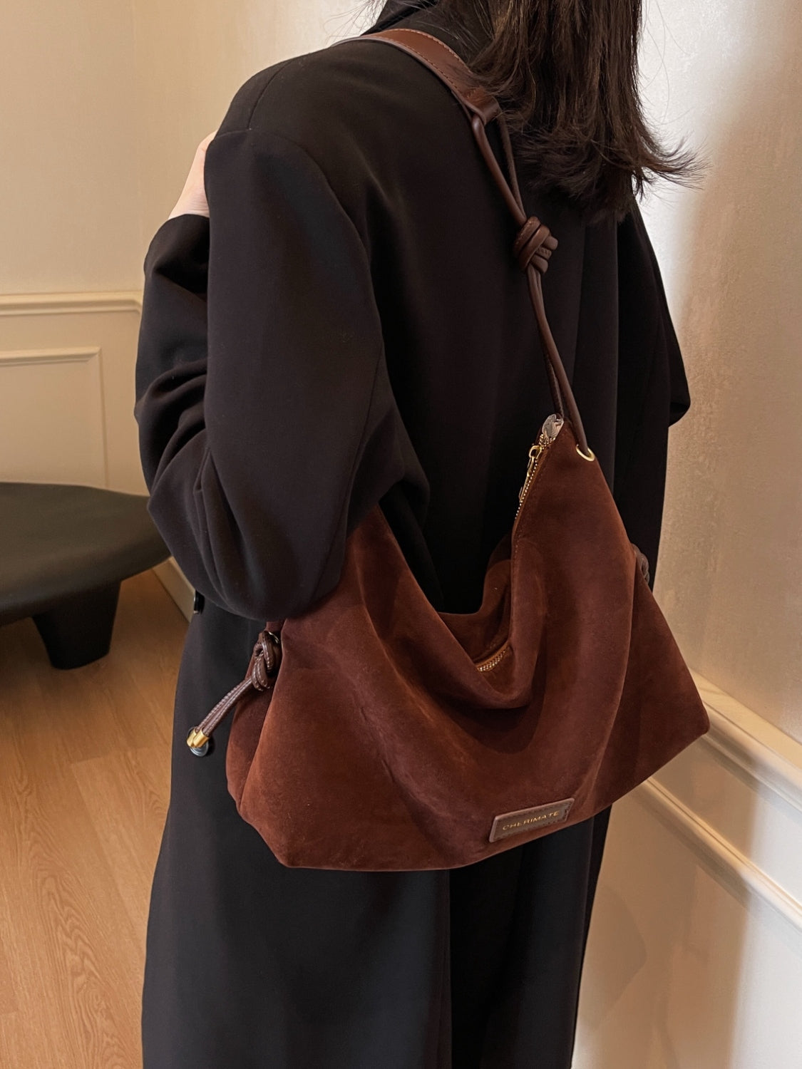 Bolso grande de camurça