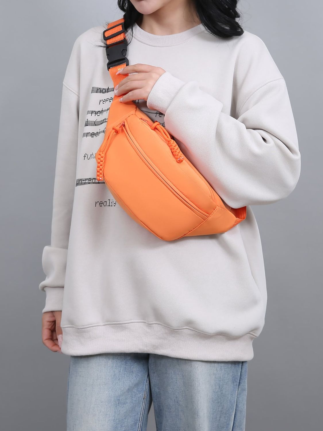 Bolsa transversal de tecido Oxford com alça ajustável